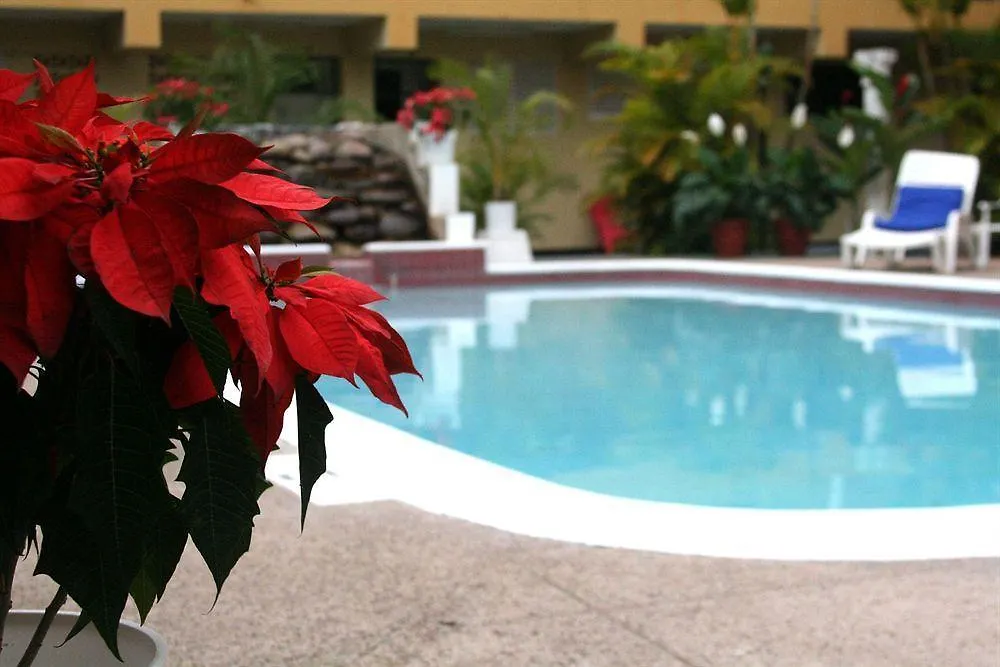 Golf View Hotel Μαντεβίλ