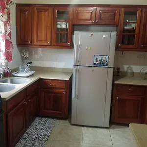 Apartment Beautiful 3-bedroom Townhouse In Mandeville.